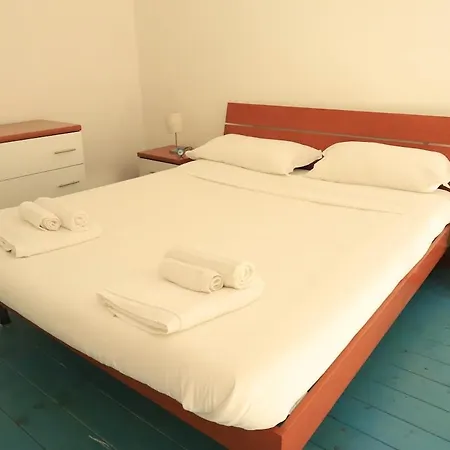 Apartamento La Casa Di Paco Al Centro Storico Nápoles