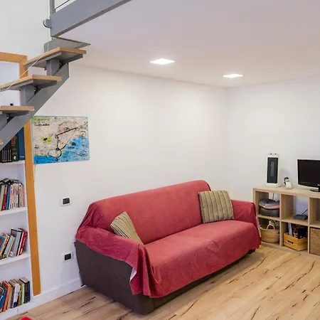 La Casa Di Paco Al Centro Storico شقة نابولي